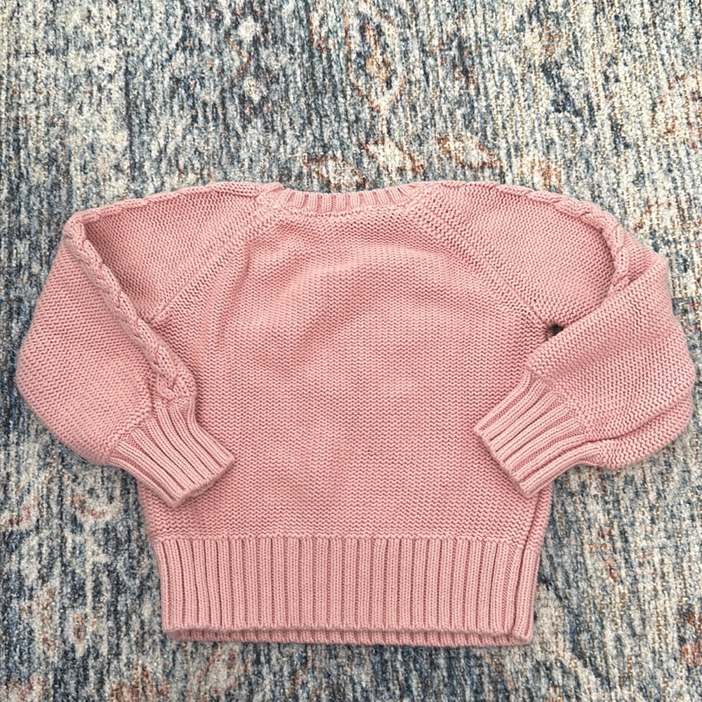 Sweater 💗 - Picture 3 of 4